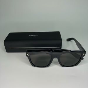 Givenchy GV7011/S Black Oversized Wayfarer Sunglasses